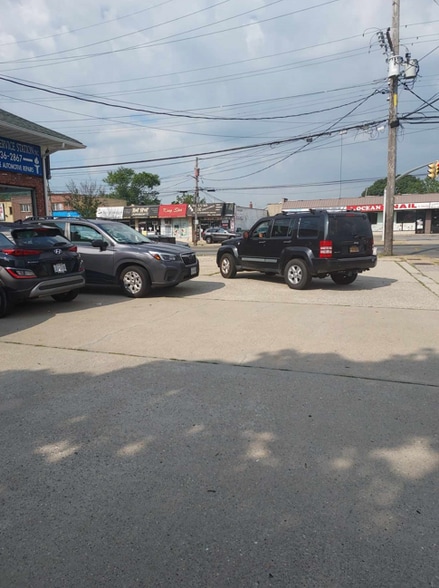 3345 Long Beach Rd, Oceanside, NY for sale - Interior Photo - Image 3 of 7