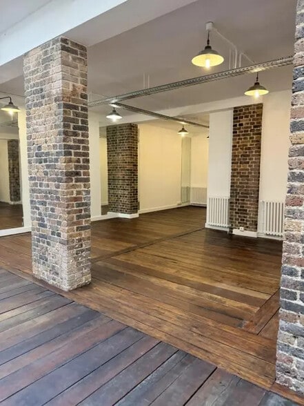 18 Rue Mesnil, Paris à louer - Photo intérieure - Image 2 de 9