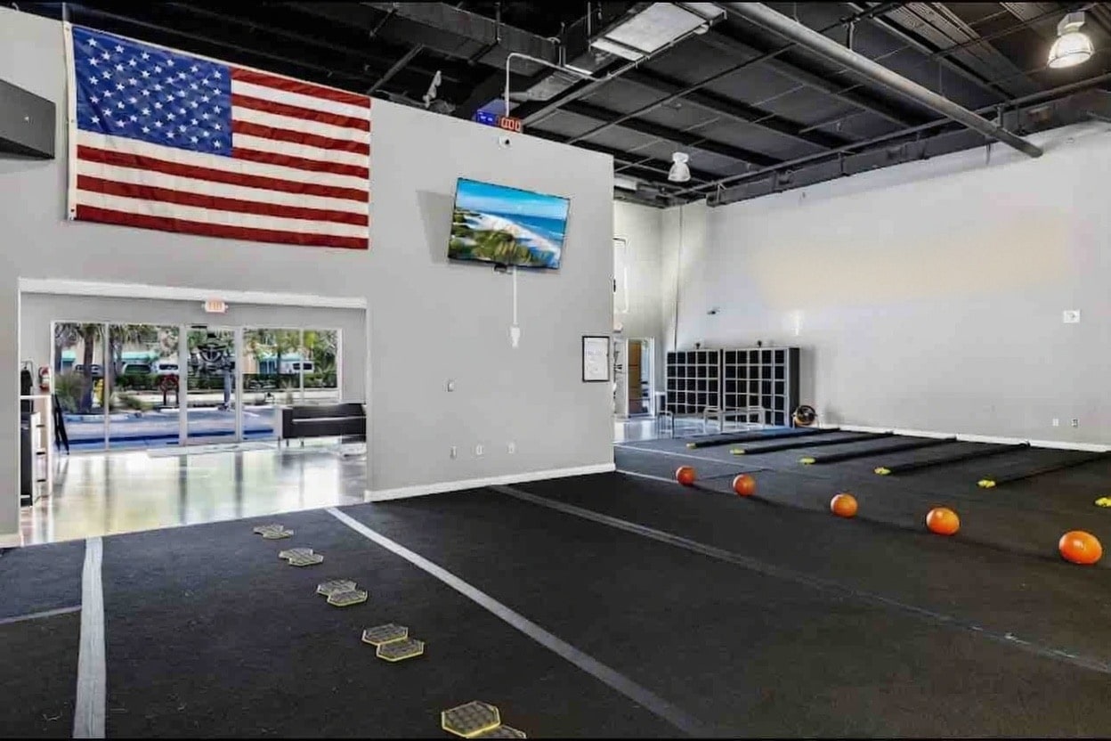 1040 Collier Center Way, Naples, FL à louer Photo intérieure- Image 1 de 3