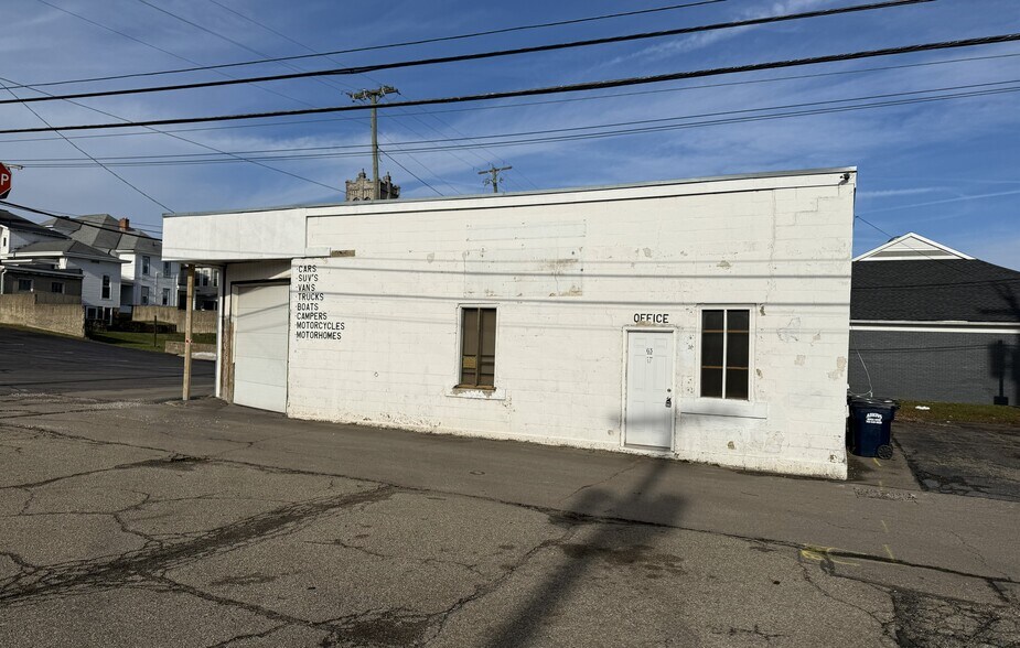 63 N 4th St, Newark, OH à louer - Photo du bâtiment - Image 2 de 12