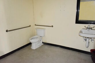 2428 Texas Pky, Missouri City, TX for lease Interior Photo- Image 2 of 3