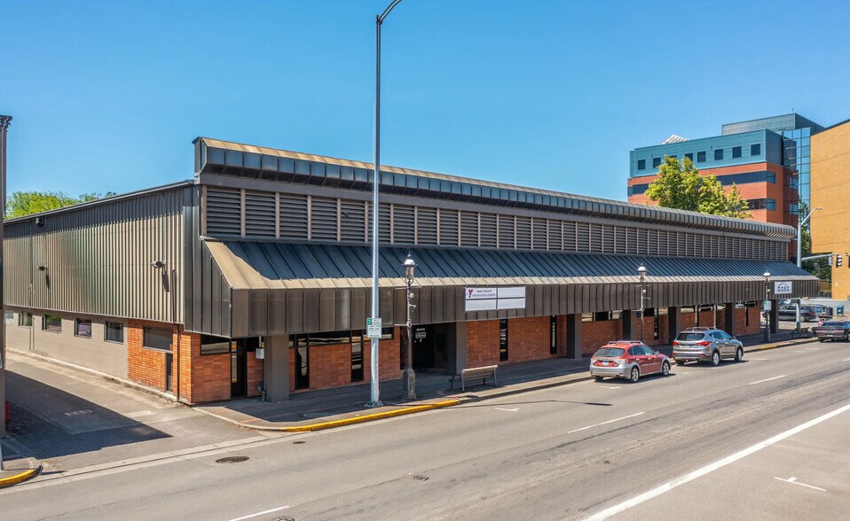 234 High St SE, Salem, OR à vendre - Photo du bâtiment - Image 3 de 4