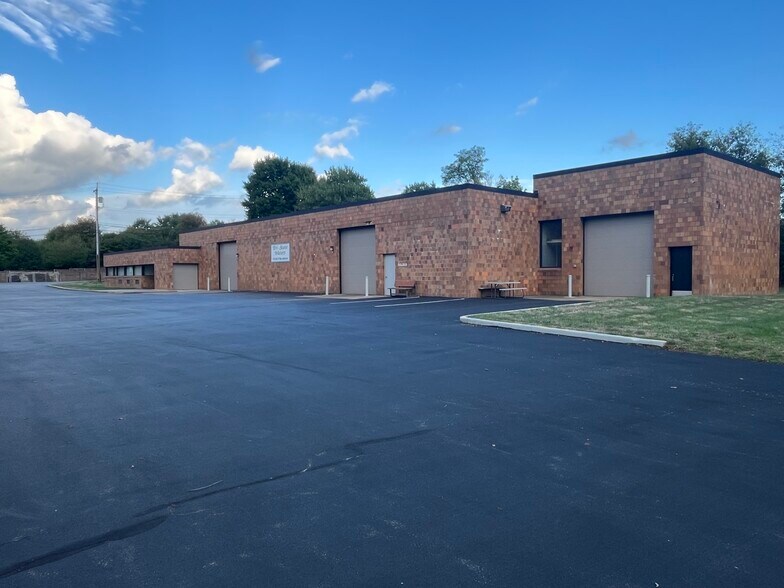 327 S Walnut Ln, Beaver, PA à vendre - Photo du bâtiment - Image 2 de 4