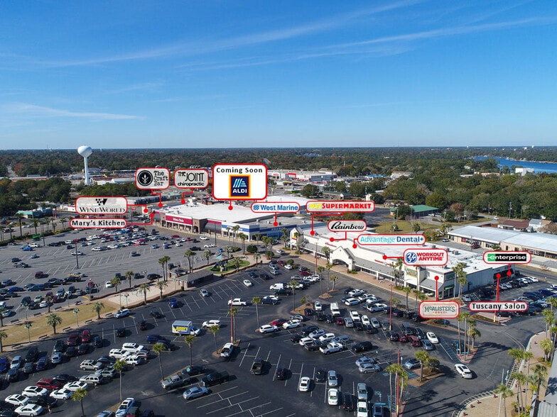 99 Eglin Pky NE, Fort Walton Beach, FL à louer - Photo du bâtiment - Image 2 de 19