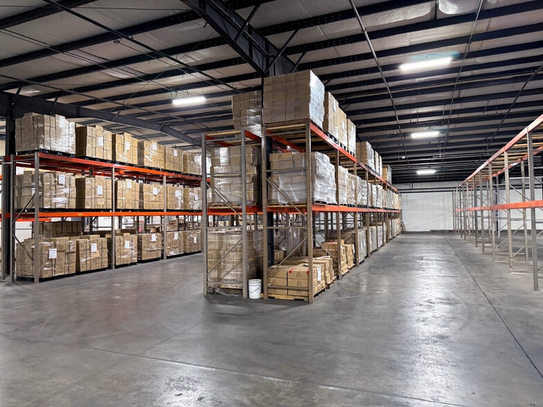 1090 Shamrock Ave, Landrum, SC à louer - Photo intérieure - Image 3 de 19