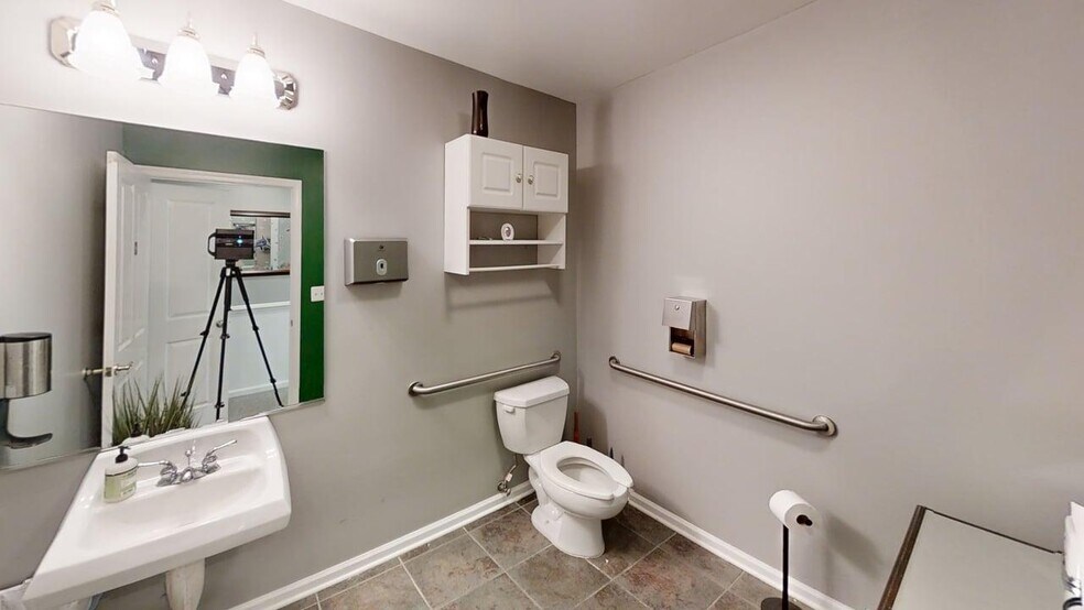 1512 Highway 138, Belmar, NJ for lease - Interior Photo - Image 3 of 7