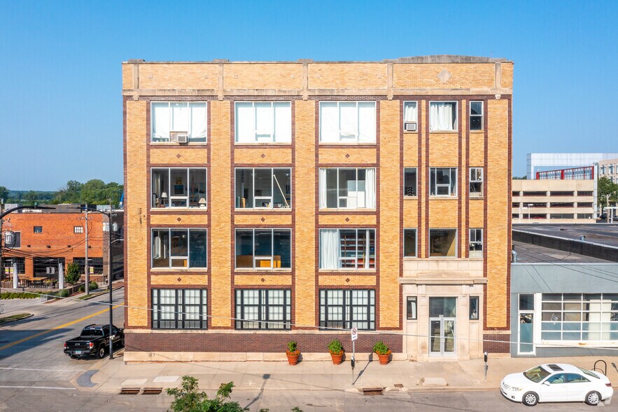 304 15th St, Des Moines, IA à louer - Photo du bâtiment - Image 2 de 7