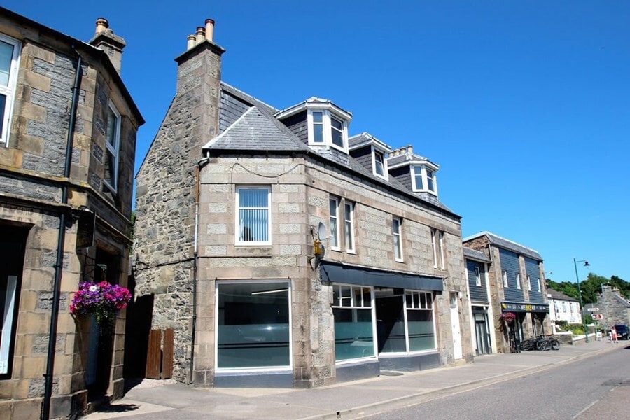 59-61 High St, Kingussie à vendre Photo du bâtiment- Image 1 de 8