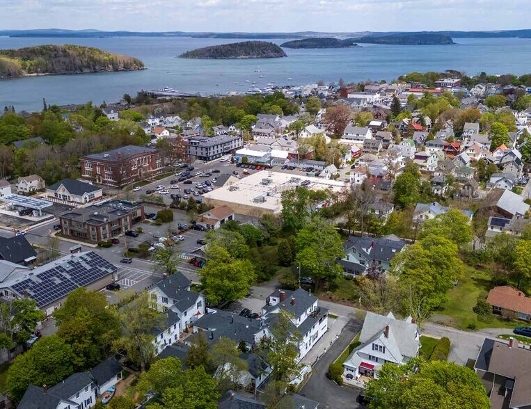 35 Holland Ave, Bar Harbor, ME à vendre - Autre - Image 2 de 2