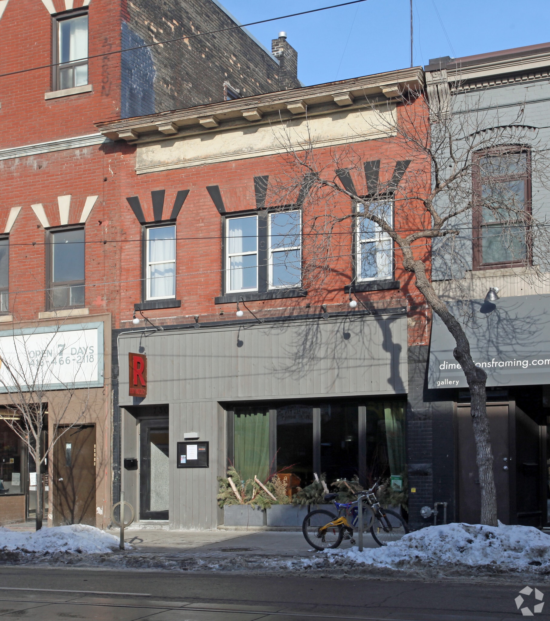 730 Queen St E, Toronto, ON à louer Photo principale- Image 1 de 4