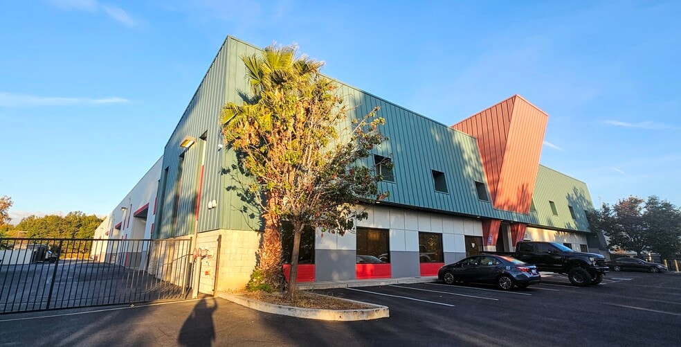 2230 Will Wool Dr, San Jose, CA for lease - Building Photo - Image 1 of 36