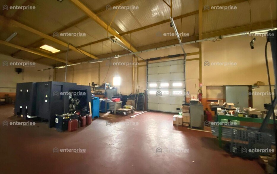 Flex in Saint-Maximin for sale - Interior Photo - Image 3 of 3