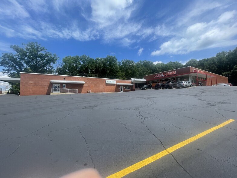 809-811 Grandview Rd, Oil City, PA à louer - Photo du bâtiment - Image 3 de 8