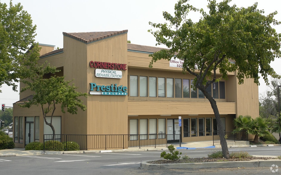 2711-2799 Lone Tree Way, Antioch, CA for lease - Primary Photo - Image 2 of 29