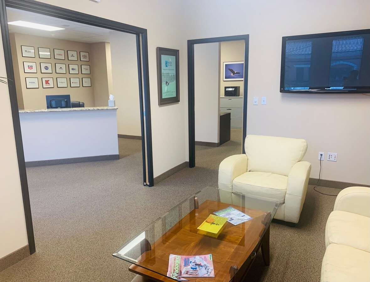 9180 Estero Park Commons Blvd, Estero, FL 33928 - Unité 1 -  - Photo intérieure - Image 1 of 6