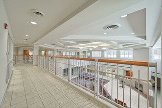 1900 W MacArthur St, Shawnee, OK for lease Interior Photo- Image 2 of 5