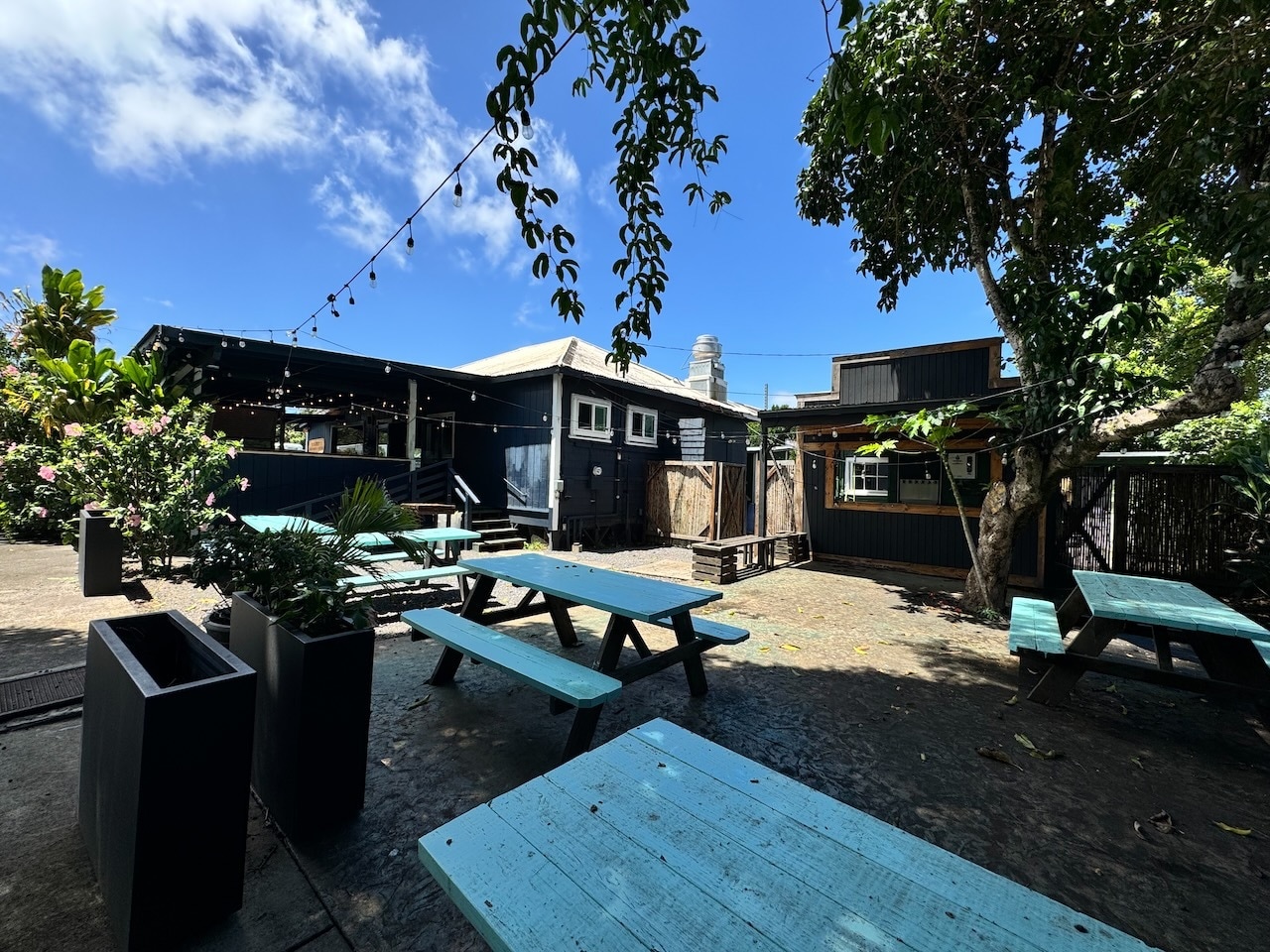 824 Kokomo Rd, Haiku, HI for sale Building Photo- Image 1 of 1