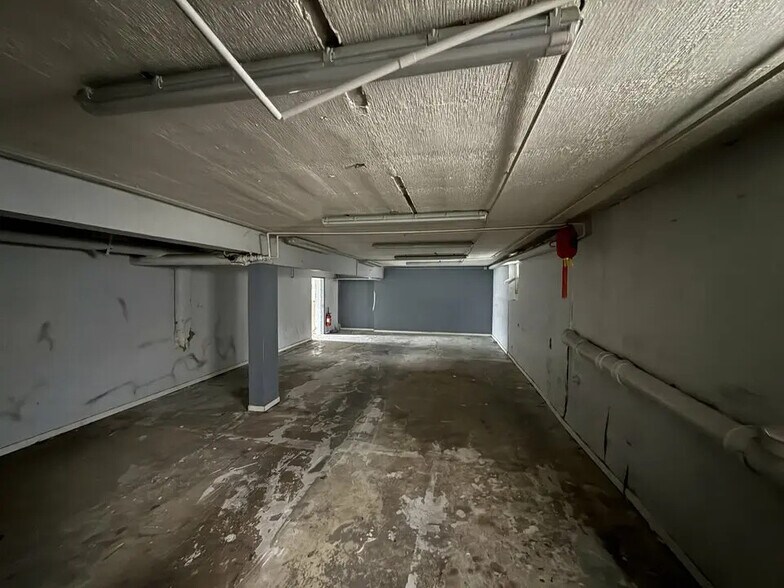 Flex dans La Courneuve à louer - Photo intérieure - Image 2 de 9