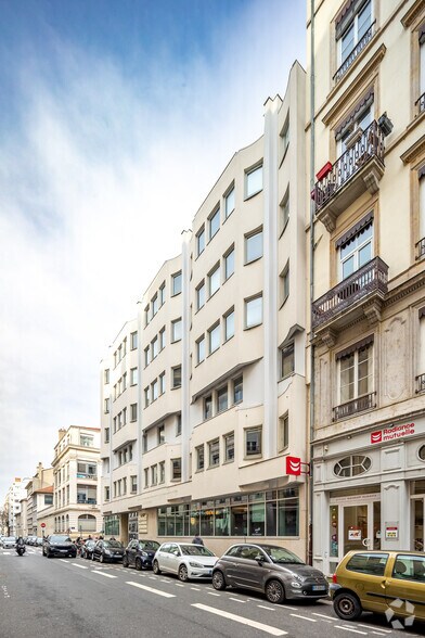 Bureau dans Lyon à louer - Photo du bâtiment - Image 3 de 4