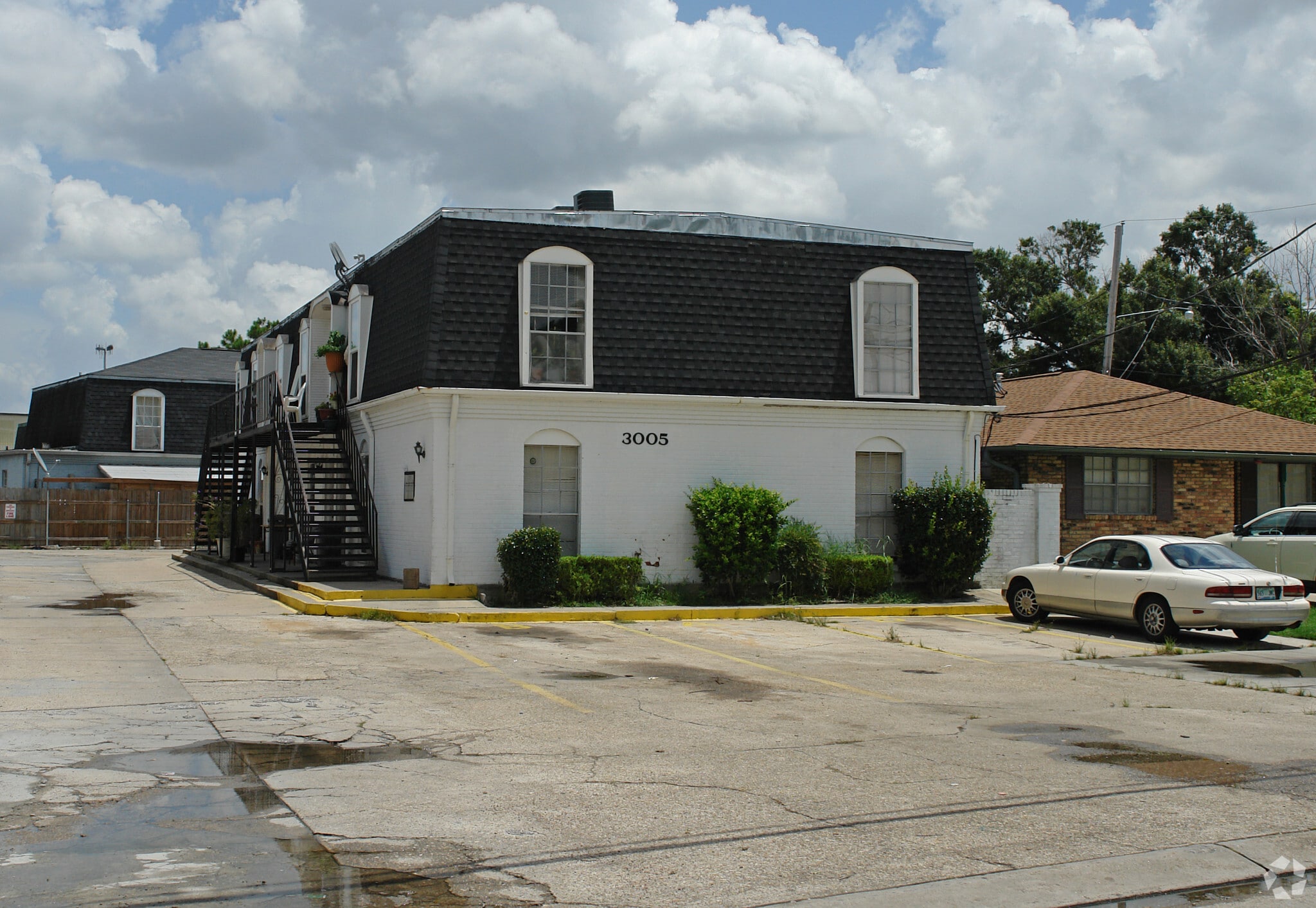 3005 Lake Villa Dr, Metairie, LA for sale Primary Photo- Image 1 of 3