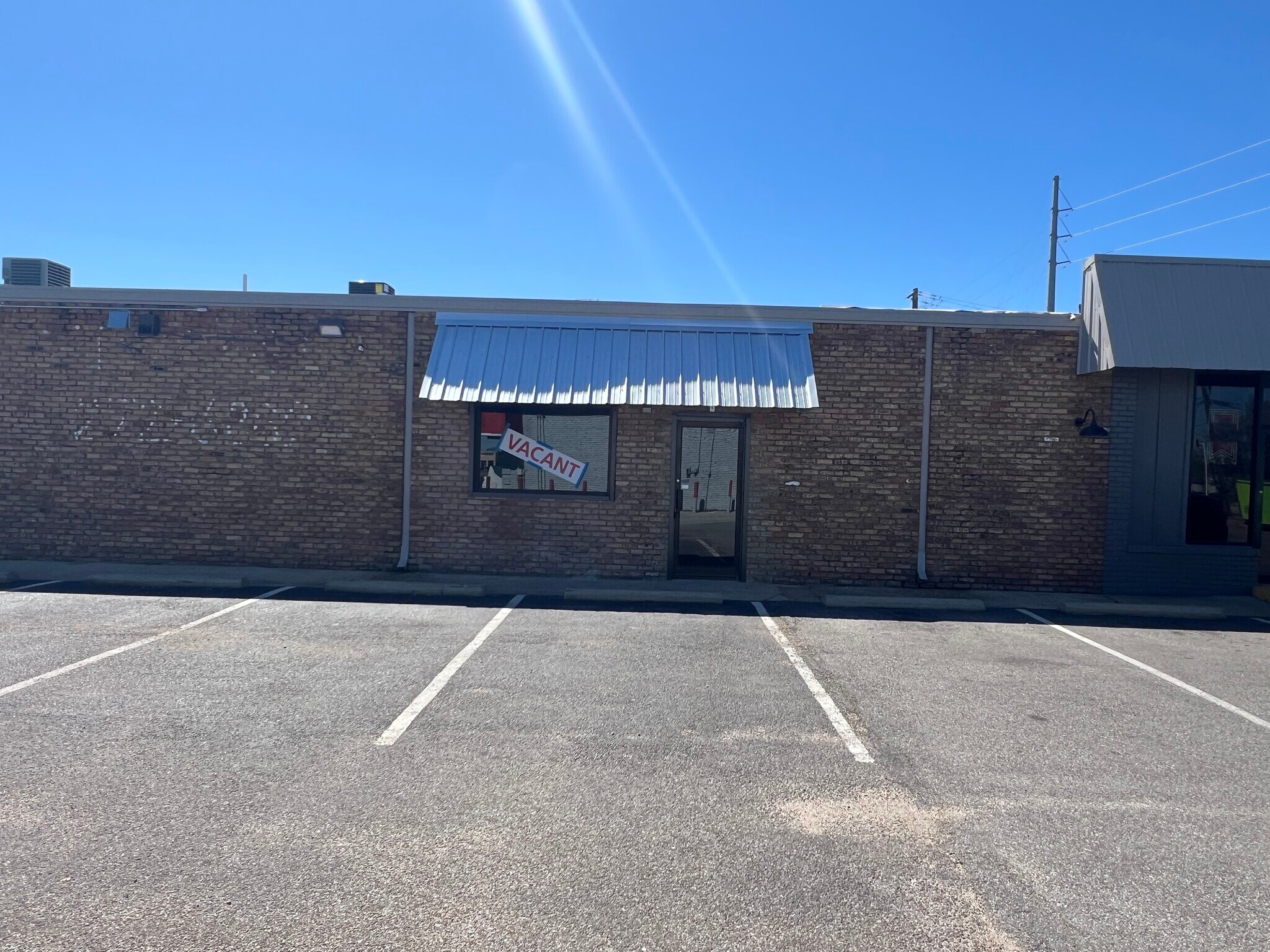 537-553 Eastern Blvd, Montgomery, AL for lease Primary Photo- Image 1 of 12