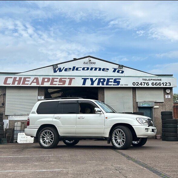 1165 Foleshill Rd, Coventry à vendre - Photo du bâtiment - Image 2 de 14