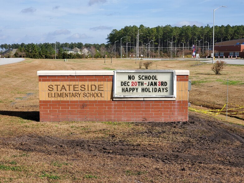 5601 Gum Branch Rd, Jacksonville, NC à vendre - Photo du bâtiment - Image 2 de 13