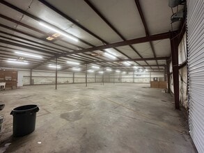 1100 Middleton St, Beaufort, SC for lease Interior Photo- Image 2 of 4