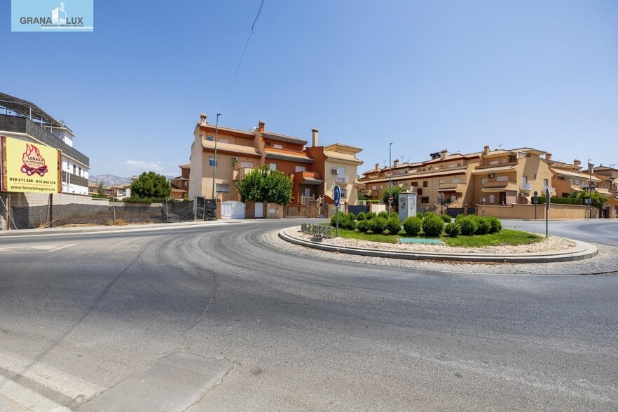 Calle Granada, 50, Ogíjares, Granada for sale - Building Photo - Image 2 of 22
