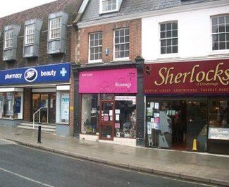 Plus de détails pour 48 London Rd, East Grinstead - Multi-résidentiel à vendre