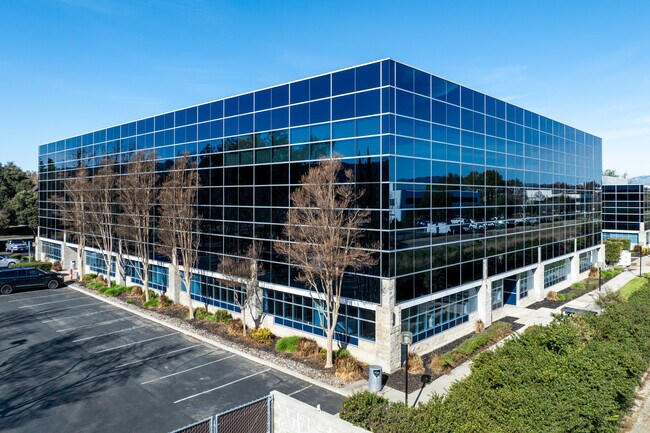 Plus de détails pour 4683 Chabot Dr, Pleasanton, CA - Bureau à vendre