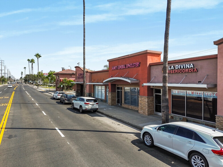 21512-21516 Norwalk Blvd, Hawaiian Gardens, CA for sale - Building Photo - Image 1 of 19