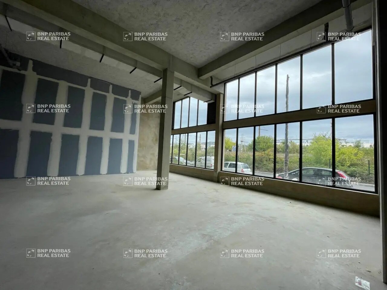 Flex in Bordeaux for sale Building Photo- Image 1 of 16