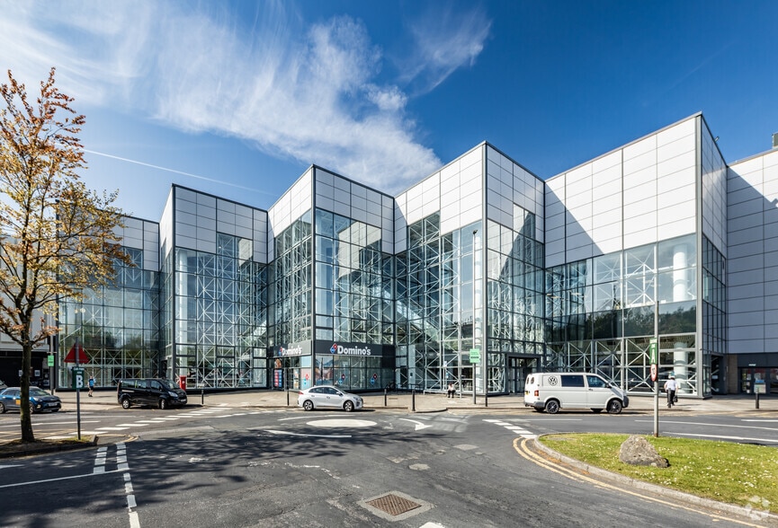 Southway, Skelmersdale for lease - Building Photo - Image 1 of 4