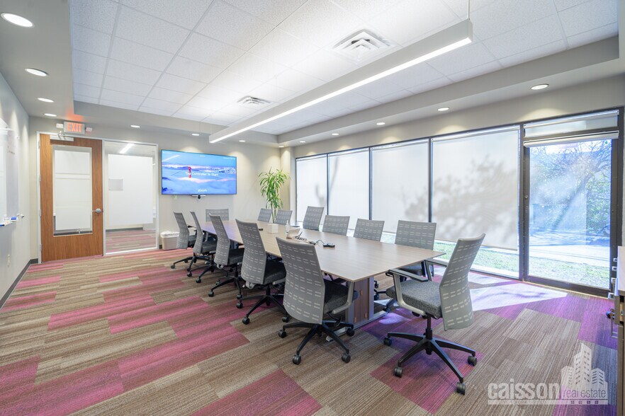 11815 W IH-10, San Antonio, TX à louer - Photo intérieure - Image 3 de 12