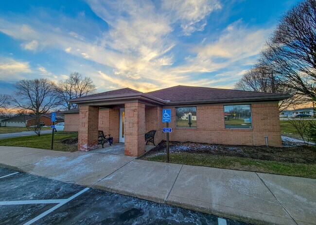 Plus de détails pour 1659 W 2nd St, Xenia, OH - Bureau à louer