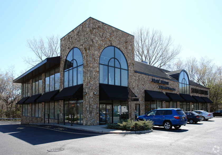 358 State Route 17 N, Paramus, NJ for lease - Building Photo - Image 1 of 19