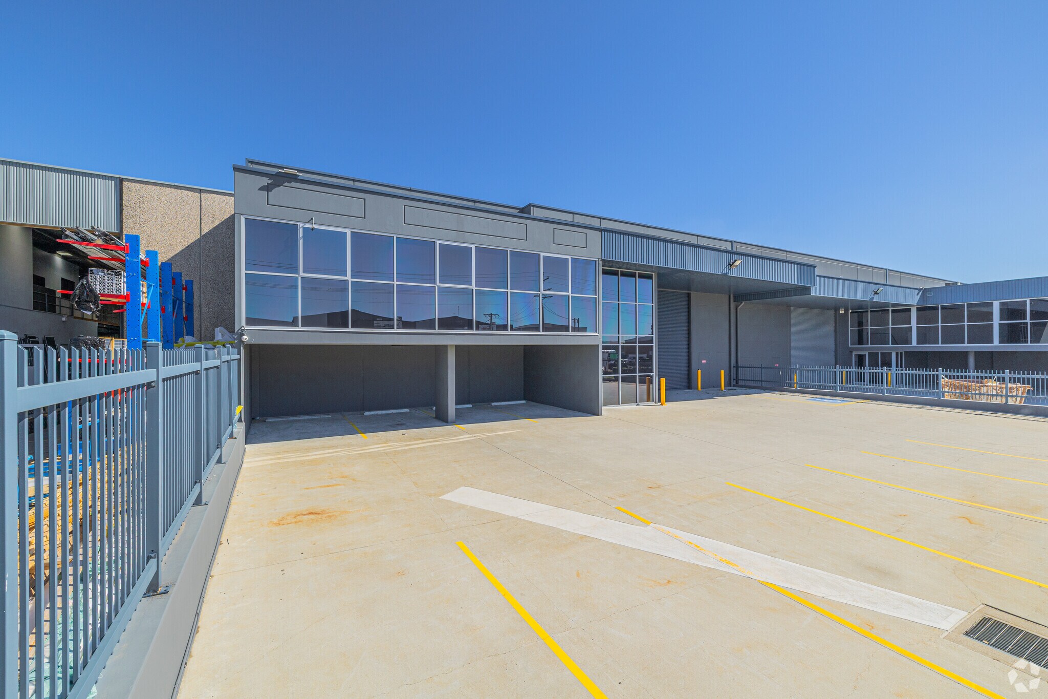 37 Bentley St, Wetherill Park for lease Primary Photo- Image 1 of 8