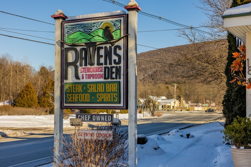 1844 Depot St, Manchester Center, VT à vendre - Photo du bâtiment - Image 2 de 107