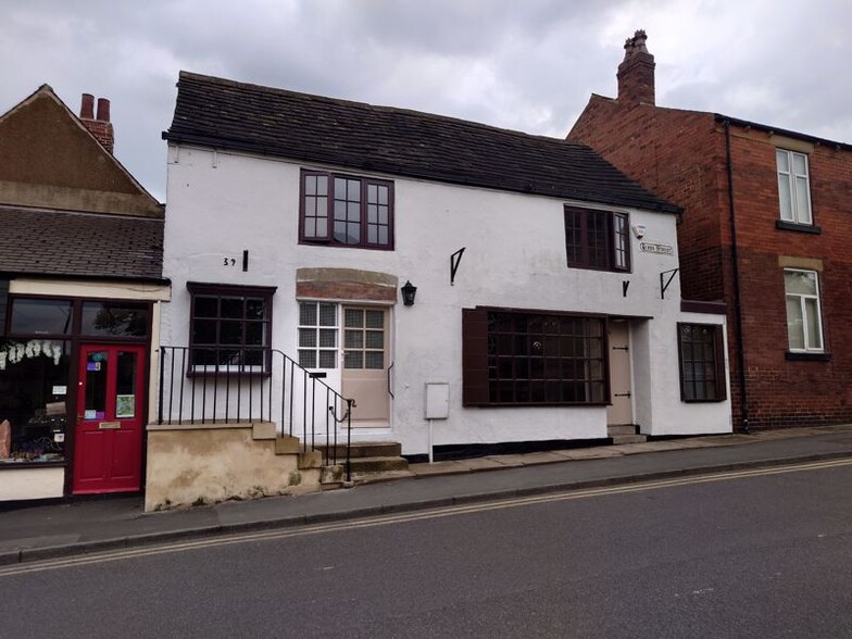 39 Queen St, Horbury for sale - Primary Photo - Image 1 of 13