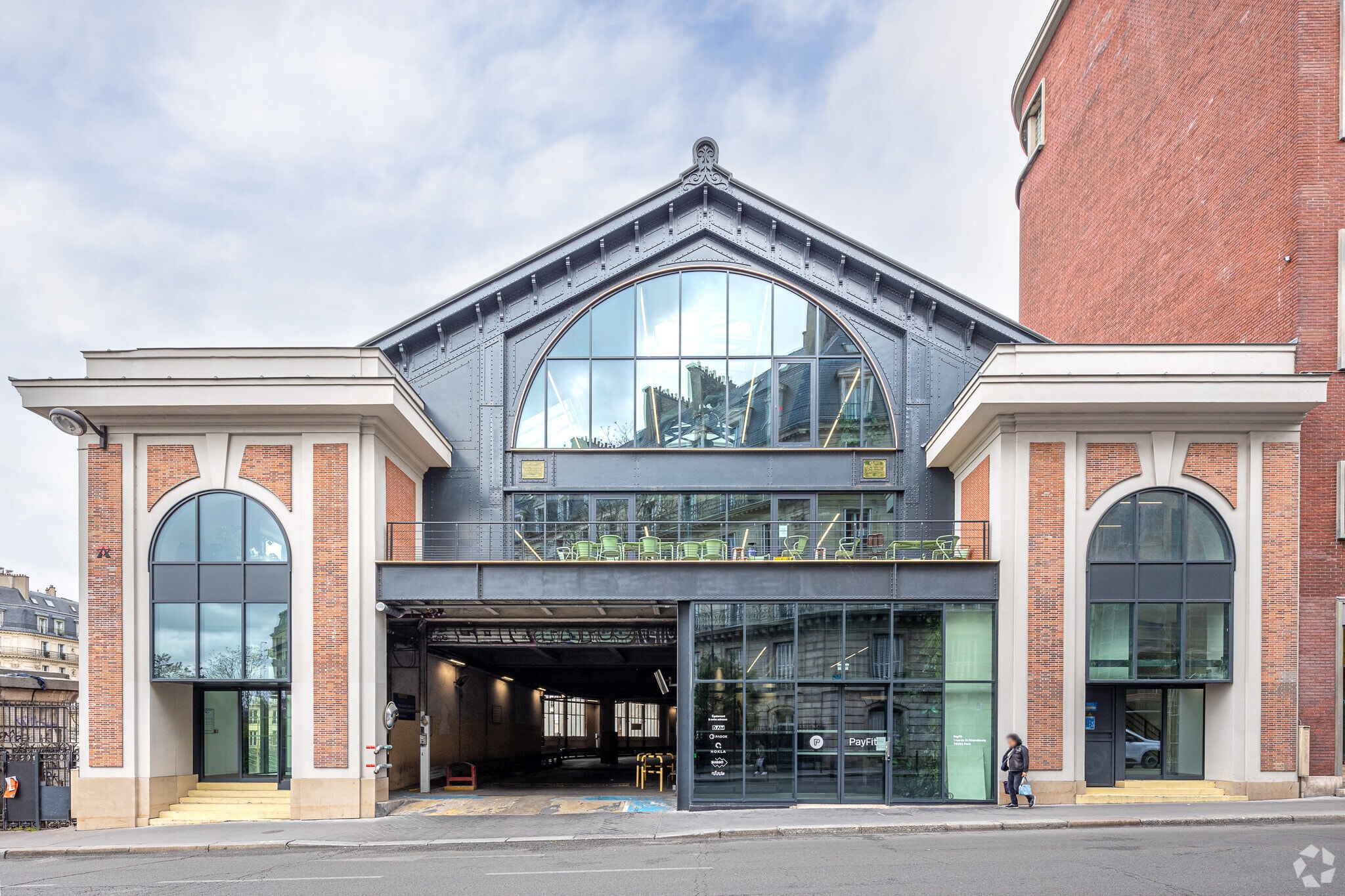 1 Rue De Saint-Pétersbourg, Paris for lease Building Photo- Image 1 of 9