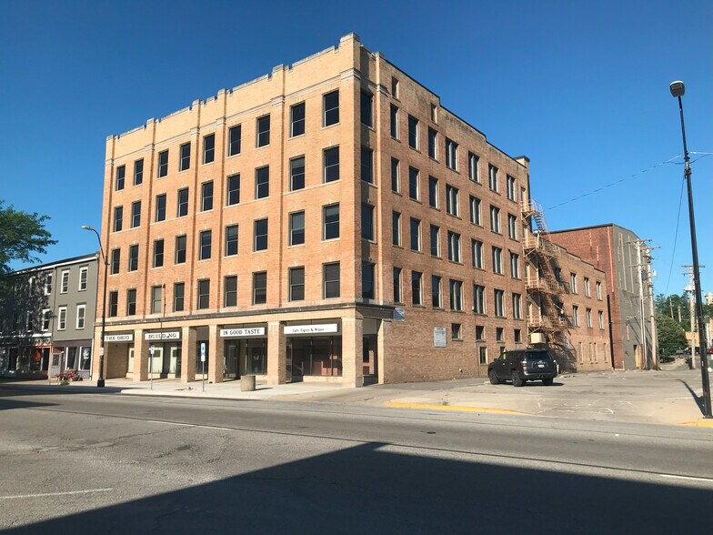 113 N Ohio Ave, Sidney, OH à louer - Photo du bâtiment - Image 3 de 7