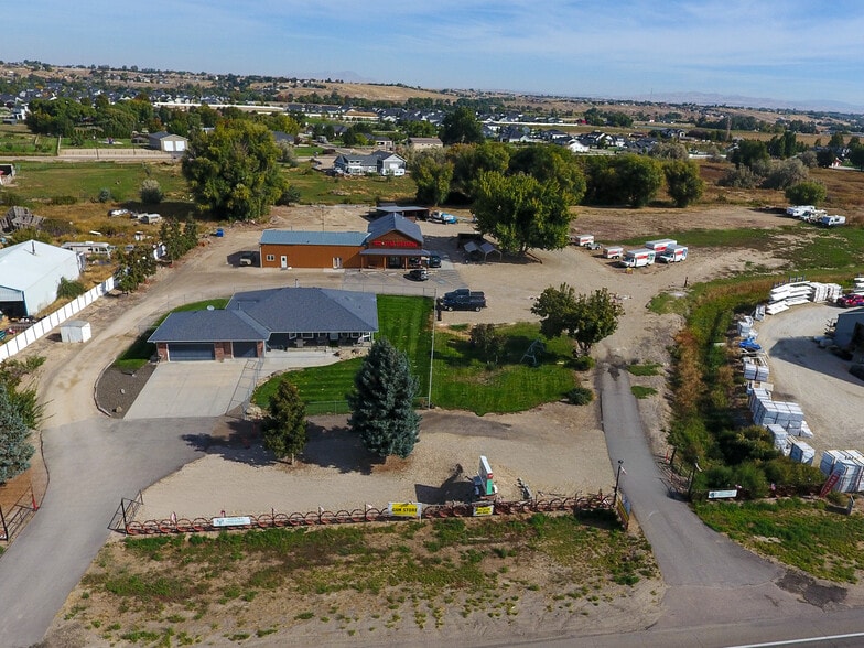 8390 Highway 44, Middleton, ID for sale - Primary Photo - Image 1 of 7
