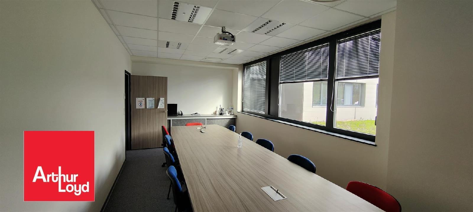 Office in Nogent-le-Phaye for sale Interior Photo- Image 1 of 5