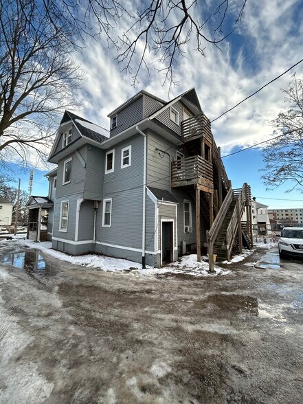 1424 30th St, Des Moines, IA à vendre - Photo du bâtiment - Image 2 de 19