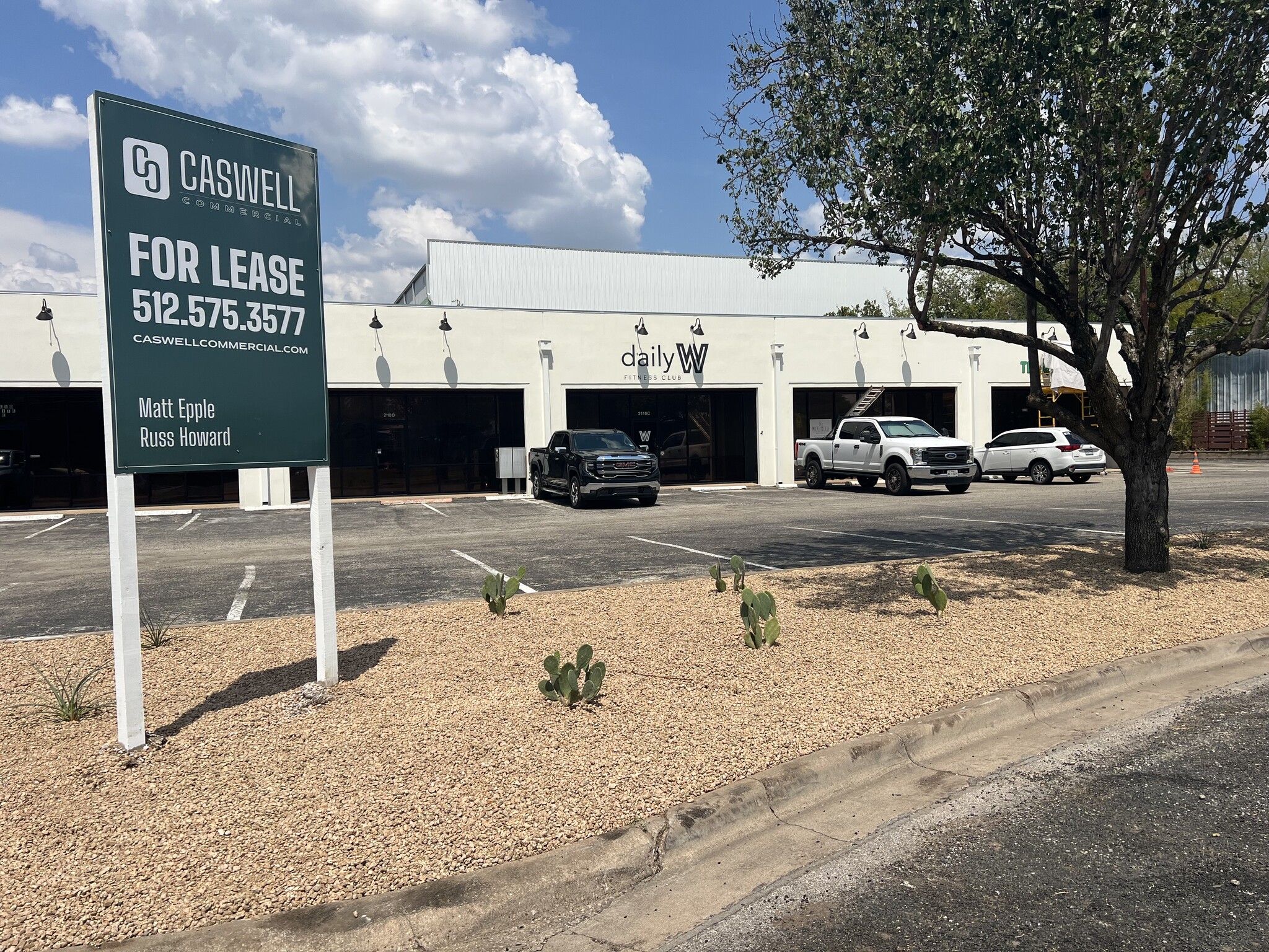 2110 Whitehorse Trl, Austin, TX for lease Building Photo- Image 1 of 3