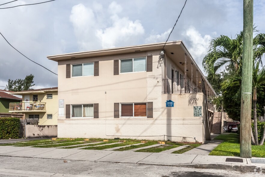 731 SW 5th St, Miami, FL à vendre - Photo du bâtiment - Image 2 de 2
