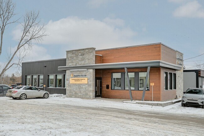 Plus de détails pour 2230 St King O, Sherbrooke, QC - Bureau à louer
