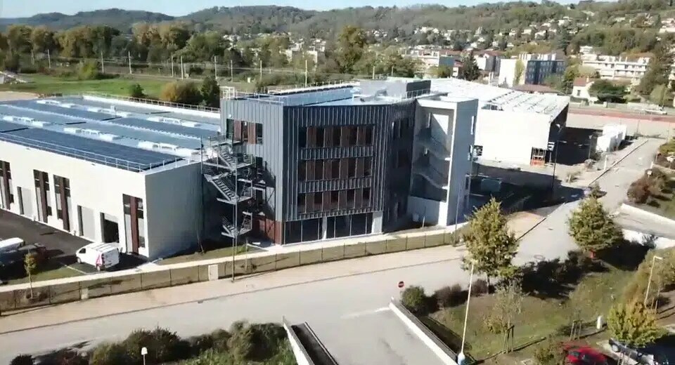 Office in Montluel for sale - Building Photo - Image 2 of 5