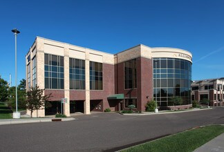 Plus de détails pour 310 Pinnacle Way, Eau Claire, WI - Bureau à louer